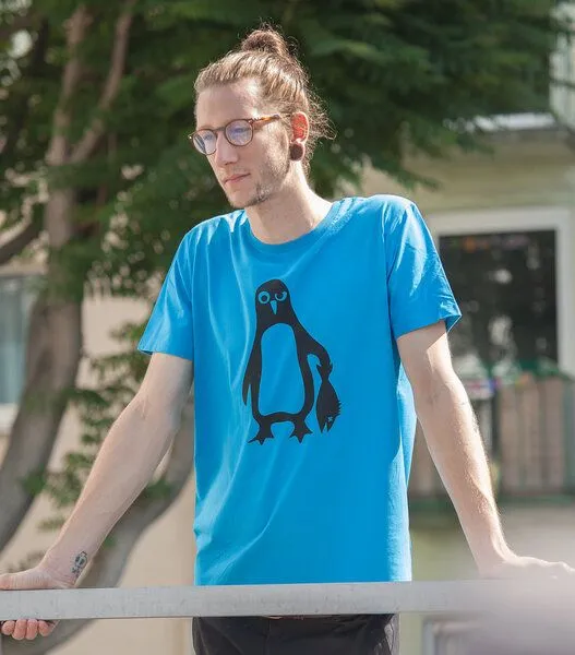 päfjes päfjes Pinguin Paul - Fair Wear Männer Bio T-Shirt, Blau, – Produktbild 1 von 4