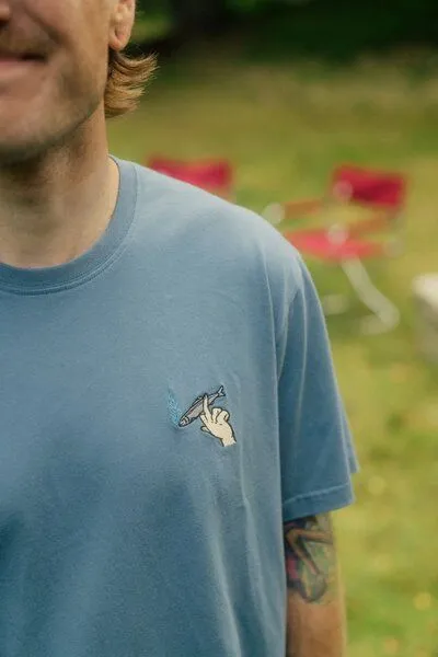 LAKOR LAKOR T-Shirt aus Bio-Baumwolle - Mini Smoking Fish Hand, Bering sea (blau), – Produktbild 2 von 4