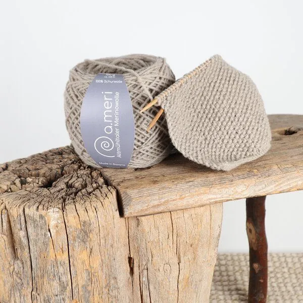 a.meri a.meri Merino-Strickgarn DOLLNSTEIN – 100% Schurwolle | Made in Bavaria, Kiefernnadel (grün), – Produktbild 2 von 4