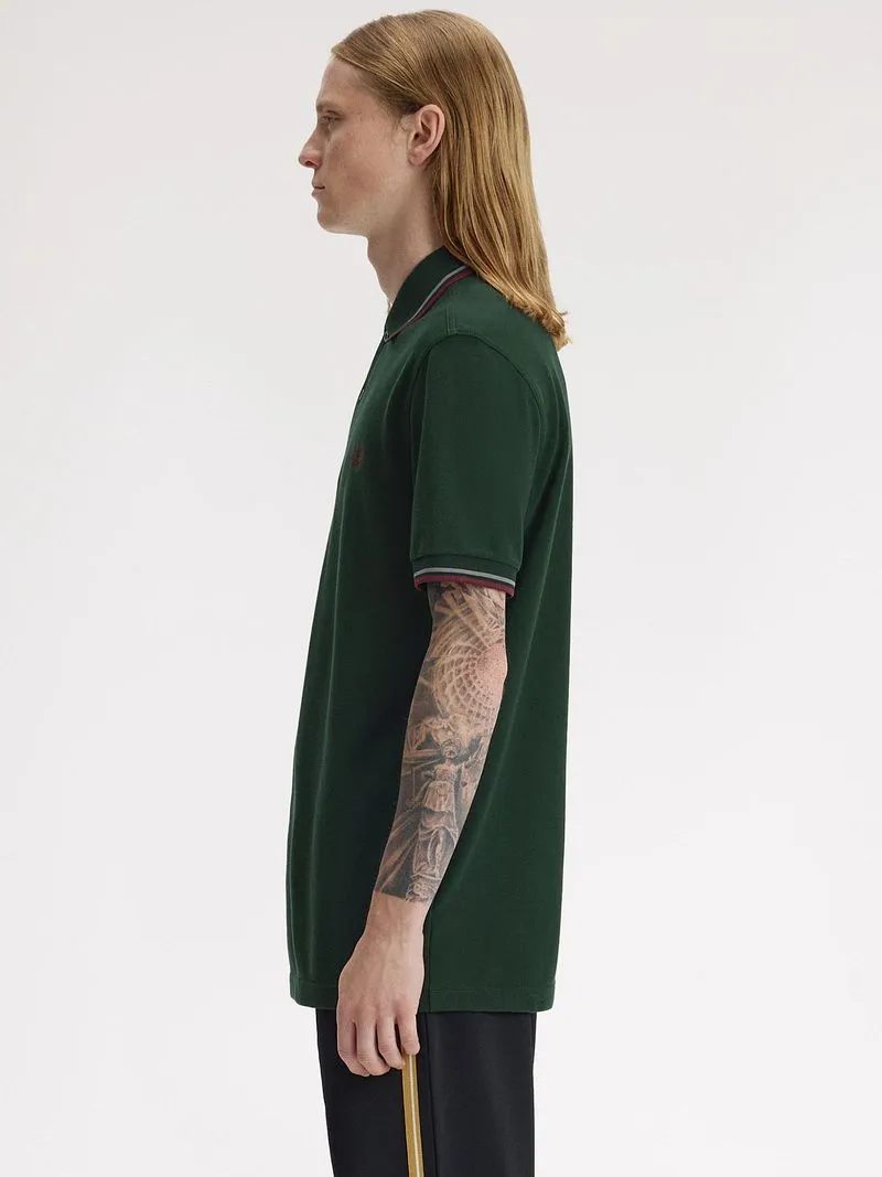 Fred Perry Fred Perry Polo Twin Tipped M3600 Dunkelgrün 85A - Größe XL, Dunkelgrün, – Produktbild 2 von 5