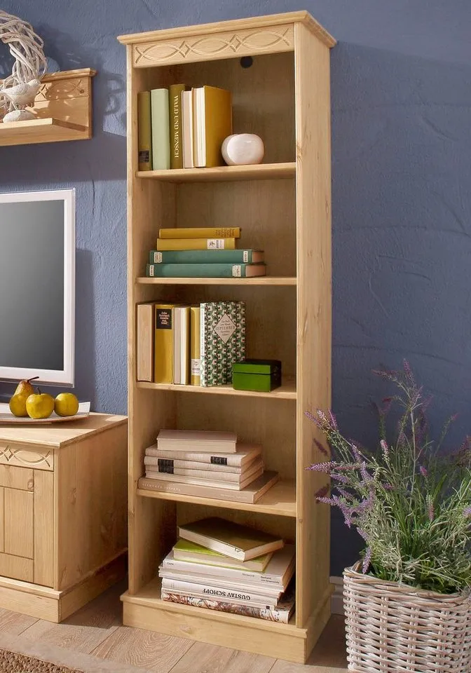 OTTO home Standregal Indra Bücherregal mit 5 Fächern und einer dekorativen Fräsung, aus Massivholz, 4 Einlegeböden, dekorative Fräsung, Beige, – Produktbild 2 von 5