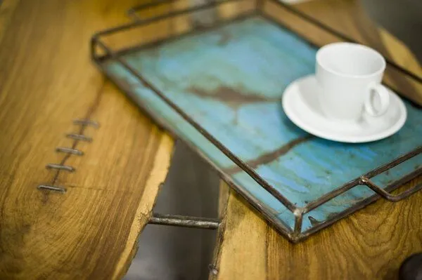Moogoo Creative Africa Moogoo Creative Africa Upcycling Tablett aus recycelten Ölfässern, Blau&weiss, – Produktbild 2 von 7