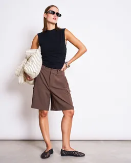 JAN N JUNE JAN 'N JUNE Damen vegan Kurze Hose Fano Clay Brown – Produktbild 1 von 1