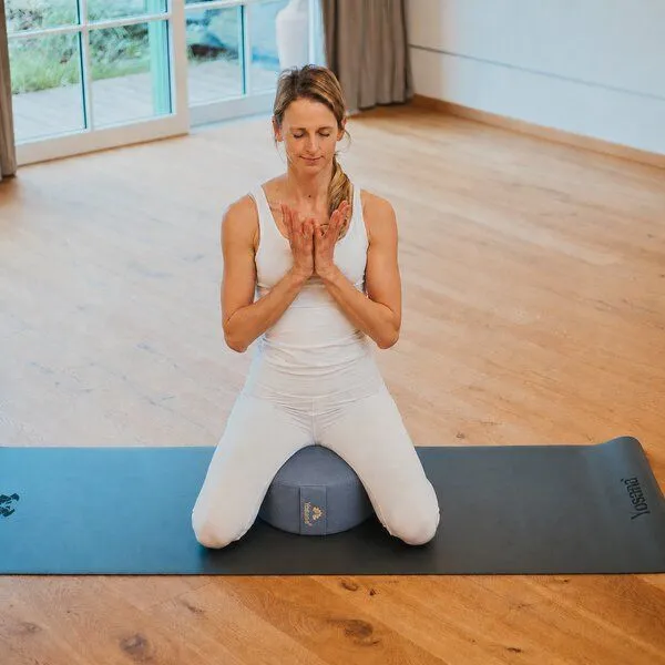 Yosana Yosana Yogakissen rund, Meditationskissen 30x15cm, Indigo dust, – Produktbild 5 von 8