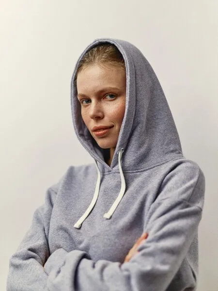 WOTE WOTE Hoodie Sweatshirt aus Organic Cotton - Bio Baumwolle, Grau melange, – Produktbild 1 von 4