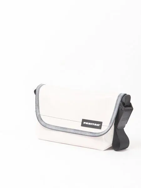 Freitag Freitag F41 Hawaii Five-O - glossy light beige (000004289621) – Produktbild 2 von 3