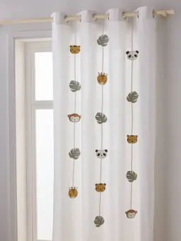Vertbaudet Voile-Vorhang PANDAFREUNDE mit Ösen & Girlande lichtdurchlässig halb Kinderzimmer – Produktbild 1 von 1