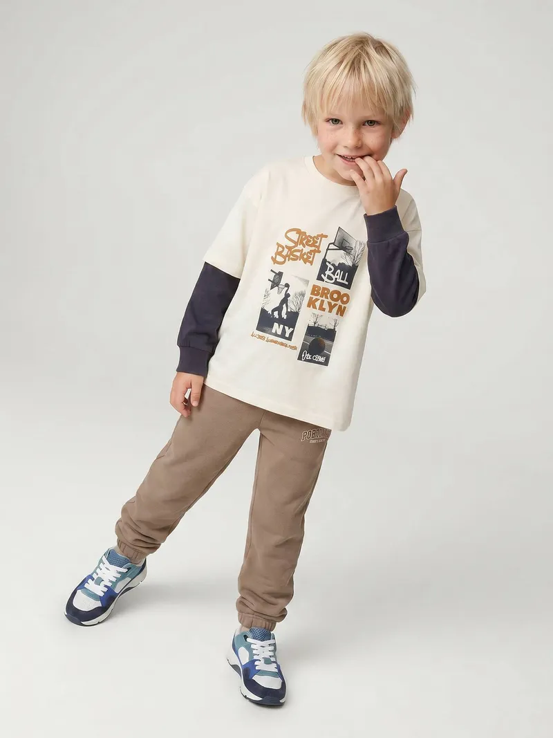Vertbaudet Vertbaudet Jungen Jogginghose PORTLAND Sport Team mit Dehnbund, Beige, – Produktbild 3 von 4