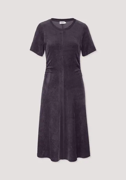 hessnatur hessnatur Samt-Jerseykleid kniebedeckend Slim aus TENCEL Modal mit Bio-Baumwolle, Dunkle traube, – Produktbild 4 von 4