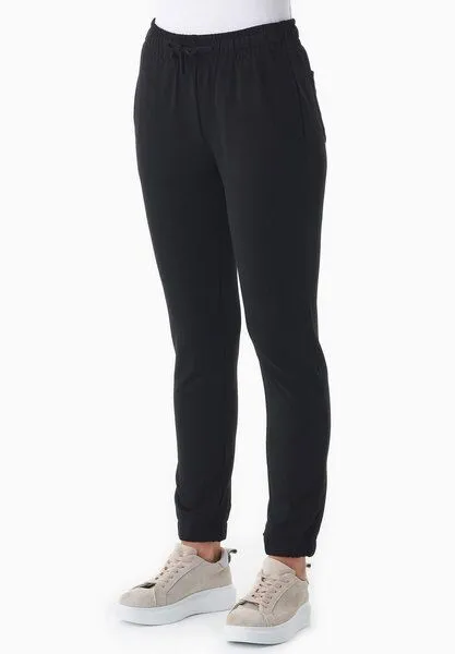 ORGANICATION ORGANICATION PEERA | Leichte Sweathose aus Bio-Baumwolle, Black, – Produktbild 2 von 4