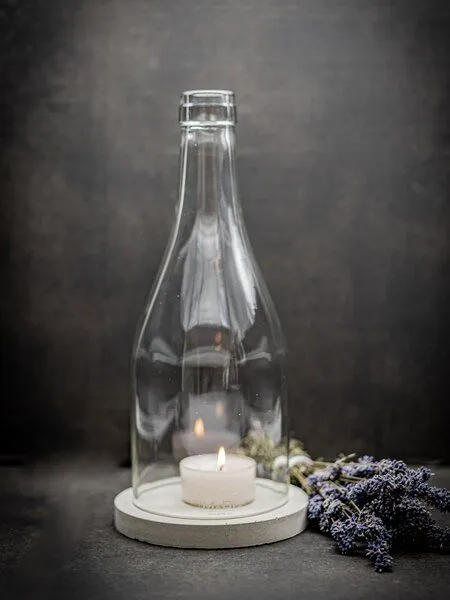 MaBe MaBe Windlicht - Klassik - puristisch - Upcycling aus der Big Bottle Weinbrand Flasche, Grau, – Produktbild 1 von 4