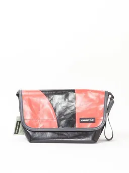 Freitag Freitag F42 SURFSIDE 6 - black red (000004316489) – Produktbild 1 von 1