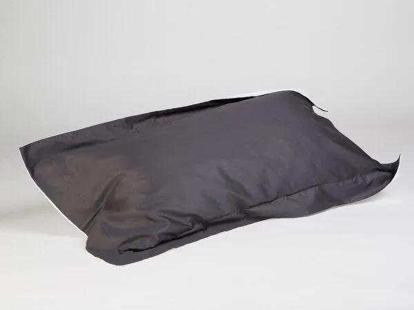Yumeko Kissenbezug "Yumeko" aus Baumwollsatin, Dark anthracite/pure white, – Produktbild 3 von 4