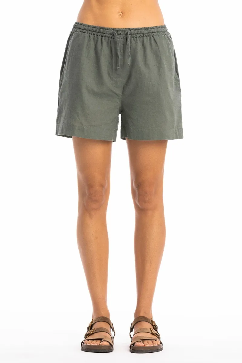 RAVENS VIEW IBIZA RAVENS VIEW IBIZA Damen vegan Shorts Alba Olivgrün, Olivgrün, – Produktbild 2 von 2