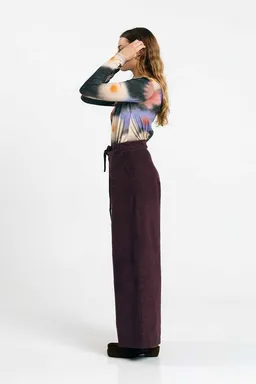 SUITE13LAB SUITE13LAB Damen vegan Hose Silves Cord Braun – Produktbild 1 von 1