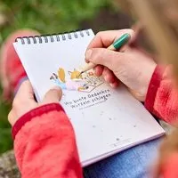 Die Stadtgärtner Die Stadtgärtner Notizbuch aus Samenpapier DIN A6 | Mit Saatgut & Wildblumen zum Einpflanzen | Wächst nach Gebrauch weiter | Für kreative Gedanken in Schule & Alltag I Kreative Geschenkidee für Kinder, Schule & Schulalltag – Produktbild 1 von 1