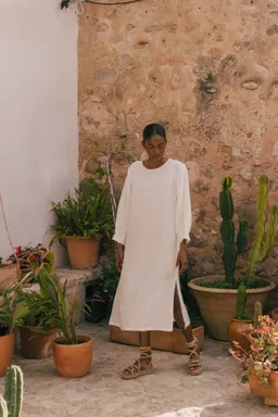 AmourLinen AmourLinen Damen vegan Kleid Lang Länge Amalia Weiß – Produktbild 1 von 1