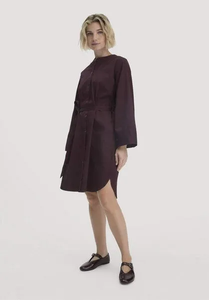 hessnatur hessnatur Kleid Relaxed aus reiner Bio-Baumwolle, Schwarzbeere, – Produktbild 1 von 4