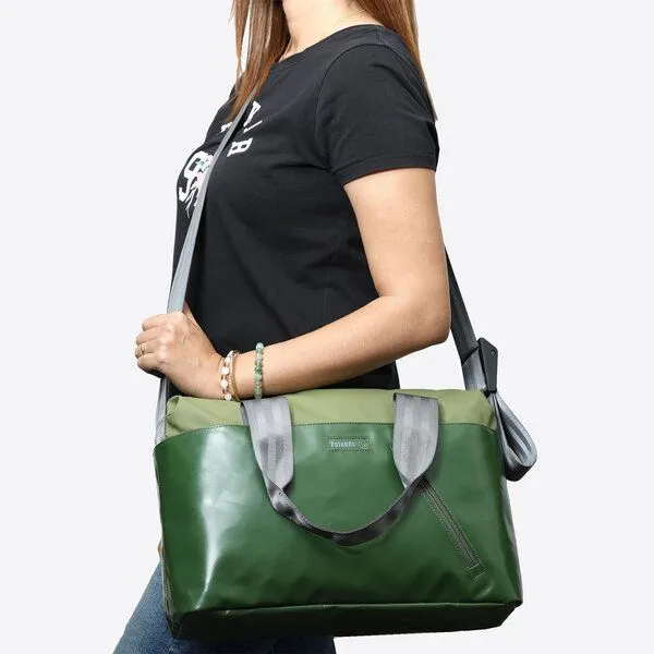 7clouds 7clouds Laptop Umhängetasche Erkan 7.1, Jungle green-mud green, – Produktbild 2 von 4