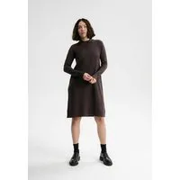 MELA Basic Feinstrick Kleid HARLEEN | von MELA | Fairtrade & GOTS zertifiziert, Dunkelbraun, – Produktbild 1 von 1