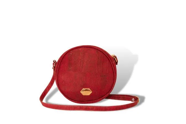 MATES OF NATURE MATES OF NATURE Circle Bag | Runde Korkleder-Handtasche, Red grape (rot), – Produktbild 2 von 4