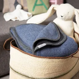 nahtur-design nahtur-design Baby- und Kinder - Wolldecke aus kuscheligem Flauschloden – Produktbild 1 von 1