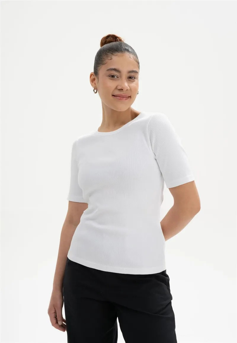 MELA Geripptes T-Shirt Modell: Jasleen GOTS, Dusty green gestreift, – Produktbild 1 von 3