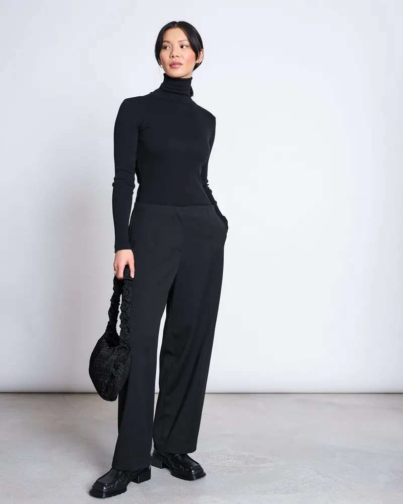 JAN N JUNE JAN 'N JUNE Damen vegan Top Minirib Rollkragenpullover Chuva Schwarz, Schwarz, – Produktbild 1 von 3