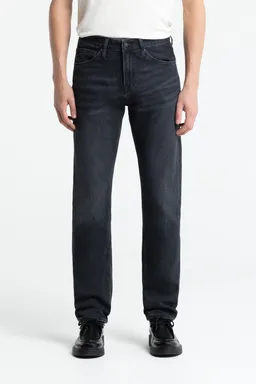 Kings Of Indigo Kings of Indigo Herren vegan Jeans Addo Schwarz – Produktbild 1 von 1