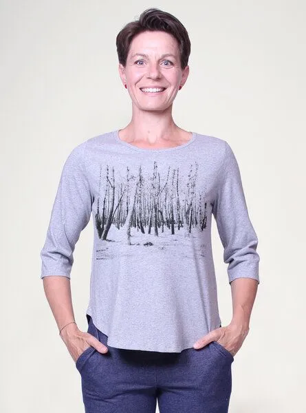 Peaces.bio - handbedruckte Biomode Peaces.bio - handbedruckte Biomode Dreiviertelarm-Shirt Woodland, Hellgrau, – Produktbild 2 von 2