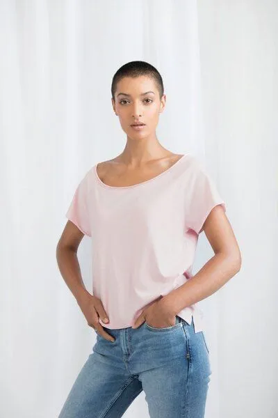 Mantis Mantis Damen T-Shirt Flash Dance, weiter Schulterfreier Ausschnitt, Soft pink, – Produktbild 2 von 2