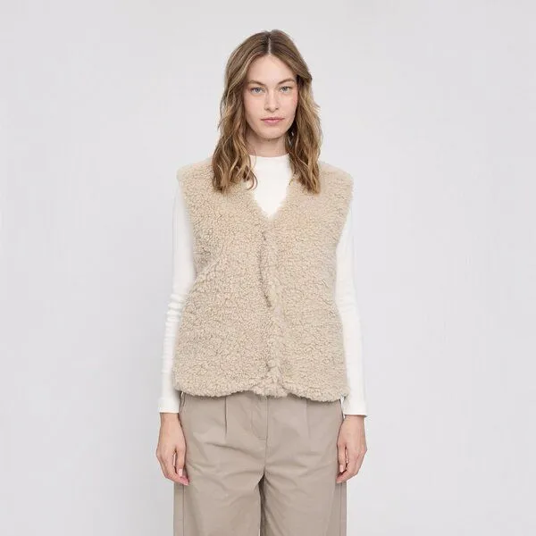 Mazine Mazine Faux-Fur Vest, Eucalyptus, – Produktbild 3 von 3