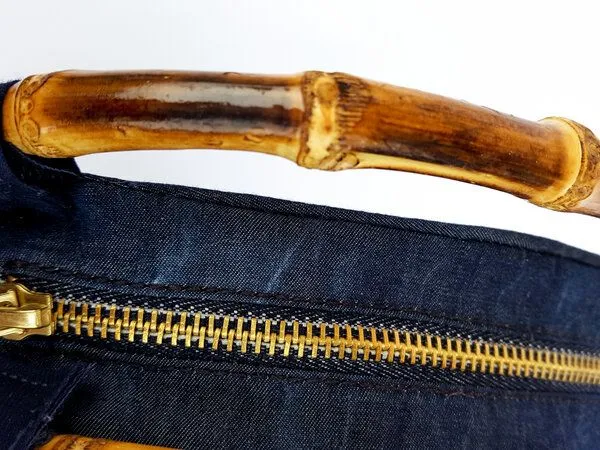 körber mode körber mode Bambus-Tasche in zeitlosem dunkelblau zum umhängen – Produktbild 2 von 2