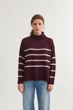 Basic Apparel Basic Apparel Gestreifter Pullover LISE mit Rundhals aus recycelter Wolle – Produktbild 1 von 1