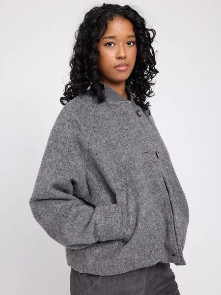 Mazine Mazine Bomberjacke in Woll-Optik aus recykeltem Plastik, Grau, – Produktbild 1 von 4