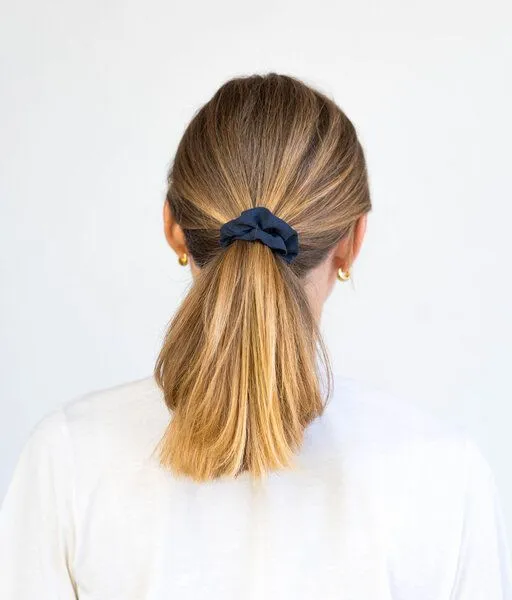 obumi obumi Scrunchie aus Lyocell, Navy, – Produktbild 1 von 2