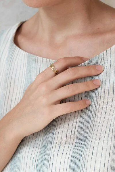 Jyoti - Fair Works Jyoti - Fair Works Ring Revali Messing – Produktbild 4 von 4