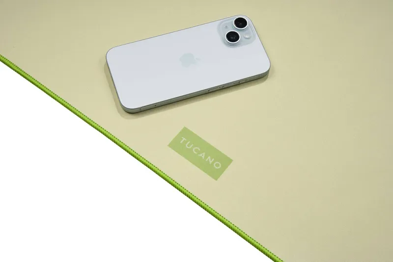 Tucano Tucano One Desk Mat Zitrus – Produktbild 3 von 5