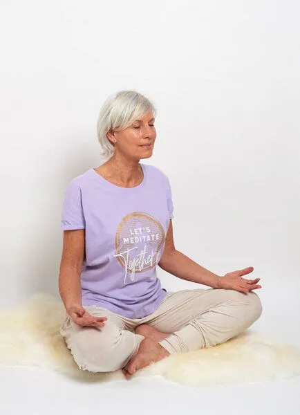 SPARKLES OF LIGHT SPARKLES OF LIGHT Boxy Shirt | LET'S MEDITATE, Lila, – Produktbild 1 von 3