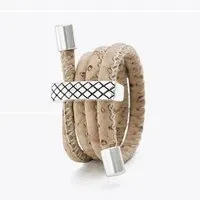Kork Deko Kork-Deko Exklusiver Kork-Ring beige – mit stilvoller Applikation, vegan & handgefertigt – Produktbild 1 von 1
