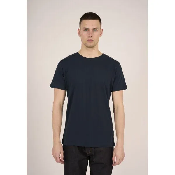 KnowledgeCotton Apparel KnowledgeCotton Apparel Basic T-Shirt O-Neck aus Bio-Baumwolle, Blau (total eclipse), – Produktbild 1 von 4