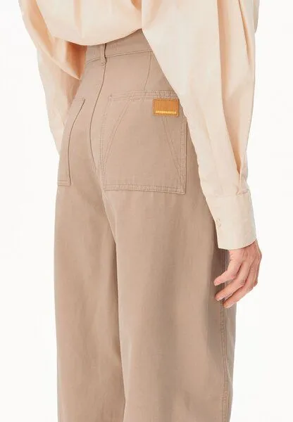 ARMEDANGELS ARMEDANGELS WORKWEAR CANVAS BARREL Damen Stoffhose aus Bio-Baumwolle, True camel, – Produktbild 3 von 4