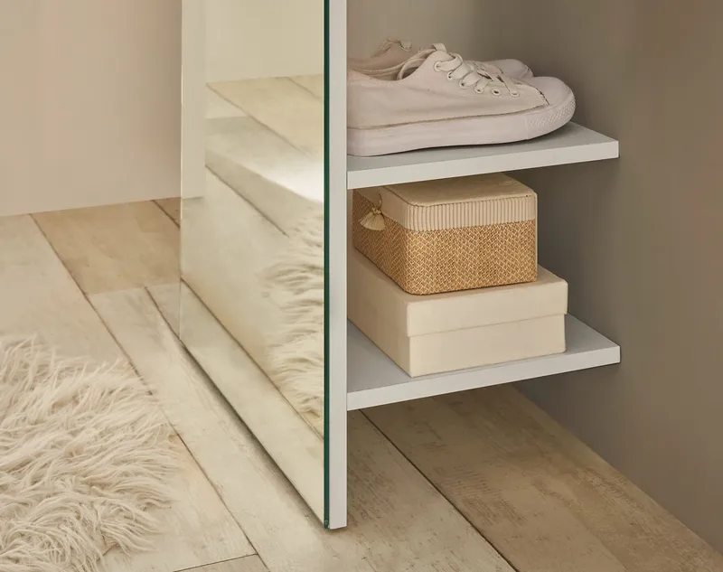 Furn.Design Kompaktgarderobe Center (Flurgarderobe in weiß matt, 50 x 200 cm) mit Spiegel, Schuhablagen und Kleiderstange, Weiß, – Produktbild 1 von 5