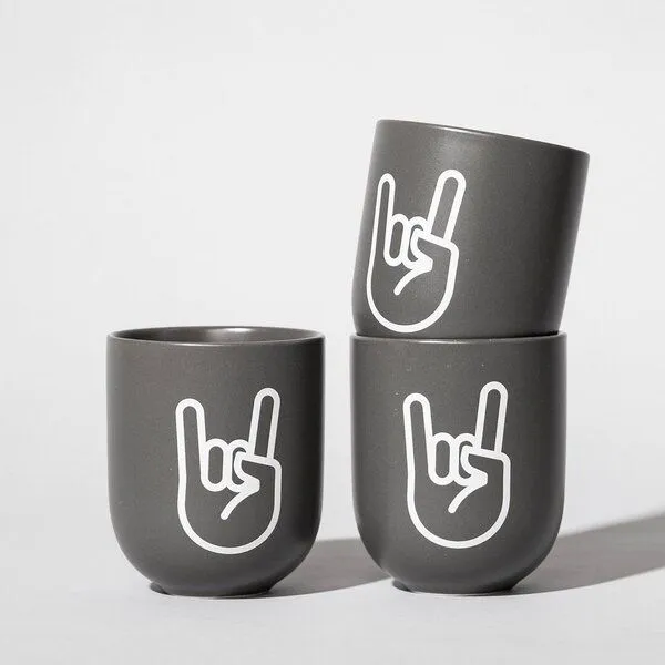 Fyngers Fyngers Handgemachter Becher aus Porzellan - Modell ROCk´n´ROLL - Füllmenge 330ml - Mattlasur, Grau, – Produktbild 4 von 4