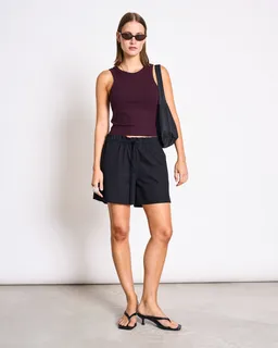 JAN N JUNE JAN 'N JUNE Damen vegan Shorts Drawstring Nepa Schwarz – Produktbild 1 von 1