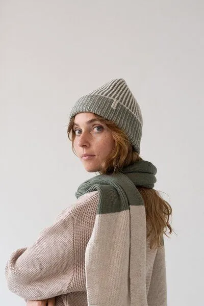 TIRALAHILACHA TIRALAHILACHA Tao chunky wool beanie in two-tone Women, Grün, – Produktbild 2 von 4
