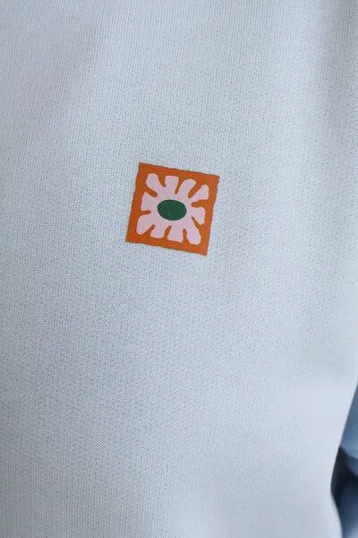 Kultgut Kultgut Artdesign - Goodness Pulloversweater im Boxistyle / Little Flower, Hellblau, – Produktbild 3 von 4