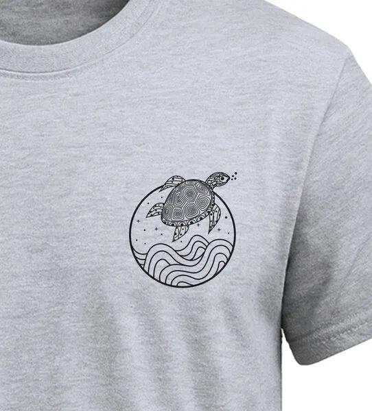 vis wear vis wear Schildkröte zwischen Ozean und Wellen - Organic Shirt, Grau, – Produktbild 2 von 4