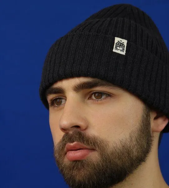 Kiwistories Strickmütze aus 100% Merinowolle, Schwarz, – Produktbild 4 von 4