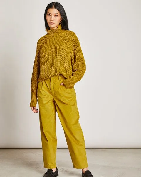 JAN N JUNE JAN N JUNE Mom Pants HEDDA aus Bio-Baumwoll-Kord, Dark ivory (beige), – Produktbild 1 von 1